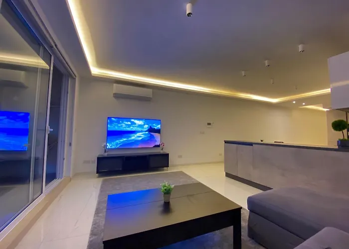Tigne Sliema Three Bedrooms Apartment