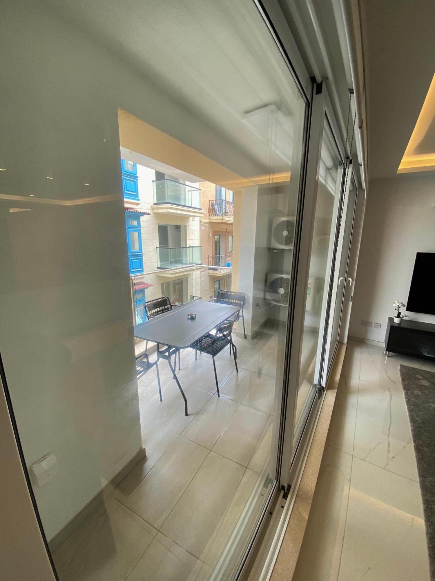 Tigne Three Bedrooms Апартаменты Слима