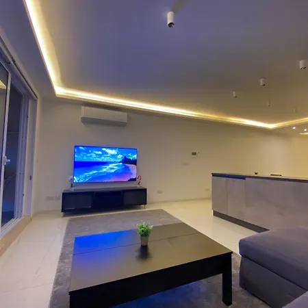 Tigne Sliema Three Bedrooms Apartment Extérieur photo